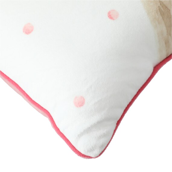 Cushion Feminine