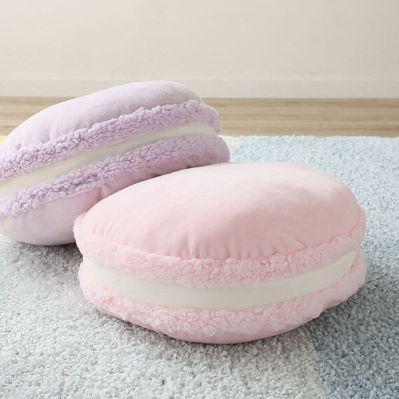 Mochi Mochi Macaron Cushion2 Cassis